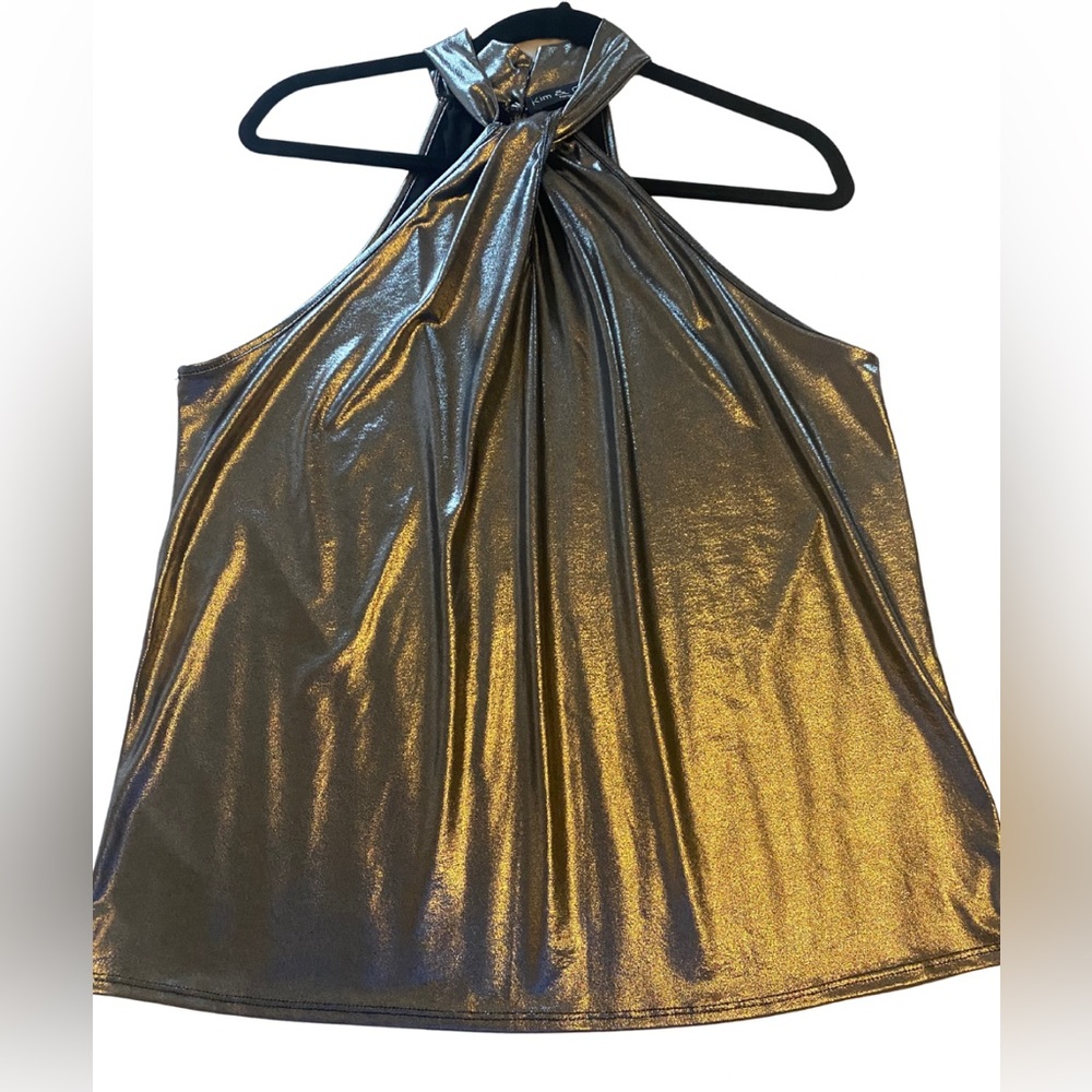 KIM & CAMI Silver top NEW